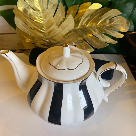 NEW Tea for Two Bone China Teapot black & white striped or polka dot holiday - Picture 11 of 13